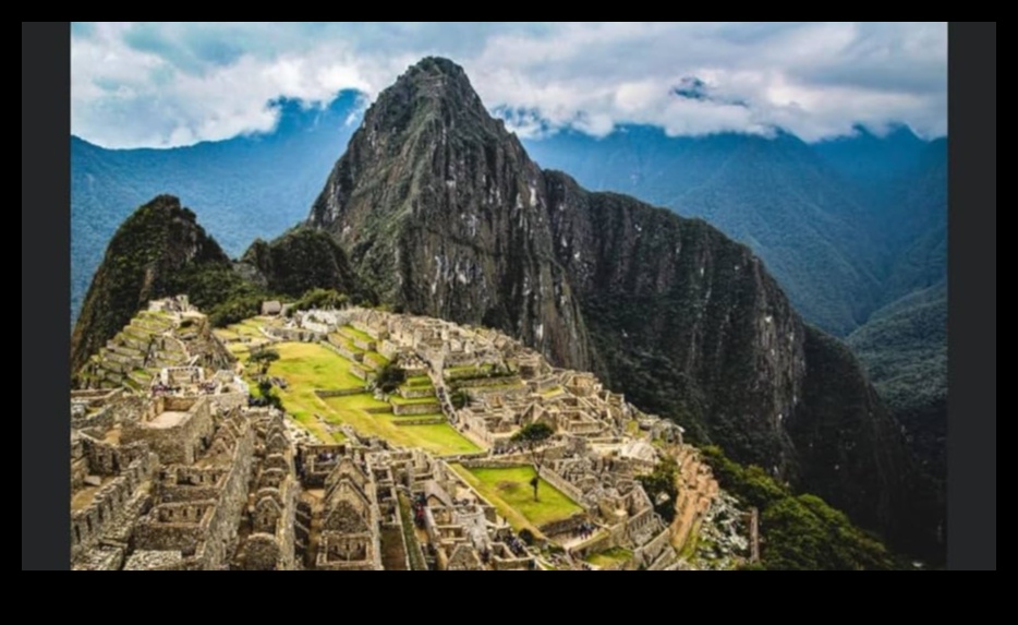 بانوراما الرحلة: لغز المسافر لرحلات مثالية