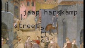 ملاحم الشوارع: حكايات من استكشافات المشي الحضرية الموجهة